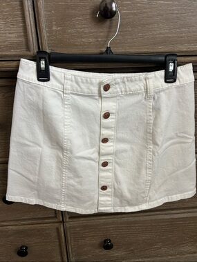 Celebrity Pink Cream Button-Front Mini Skirt